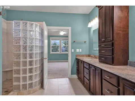 334 Augusta Court Winchester OR 97495