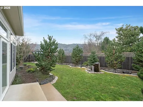 334 Augusta Court Winchester OR 97495