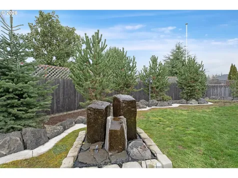 334 Augusta Court Winchester OR 97495