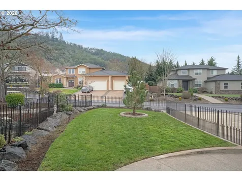 334 Augusta Court Winchester OR 97495