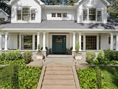 260 Iron Mountain Boulevard Lake Oswego OR 97034