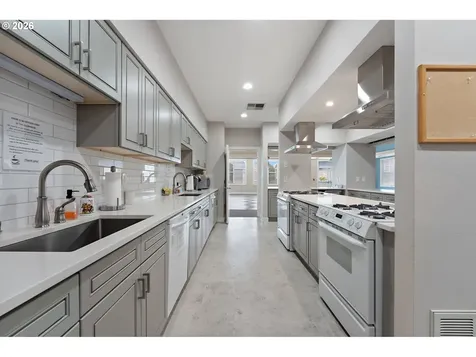 16190 SW 130th Terrace Tigard OR 97224
