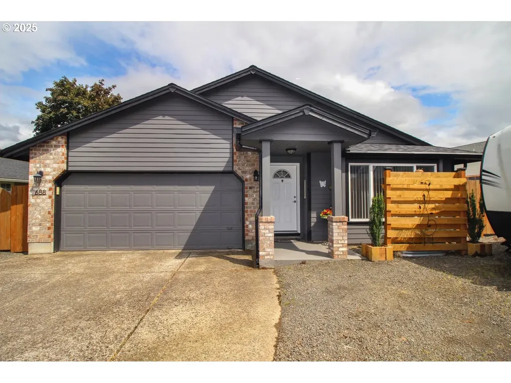 688 SE 69th Court Hillsboro OR 97123