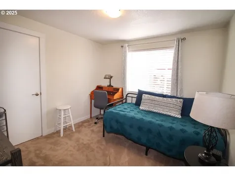 688 SE 69th Court Hillsboro OR 97123