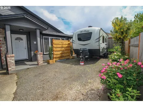 688 SE 69th Court Hillsboro OR 97123