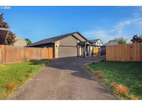 688 SE 69th Court Hillsboro OR 97123