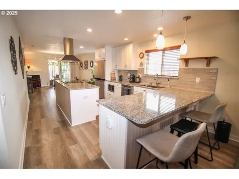 688 SE 69th Court Hillsboro OR 97123