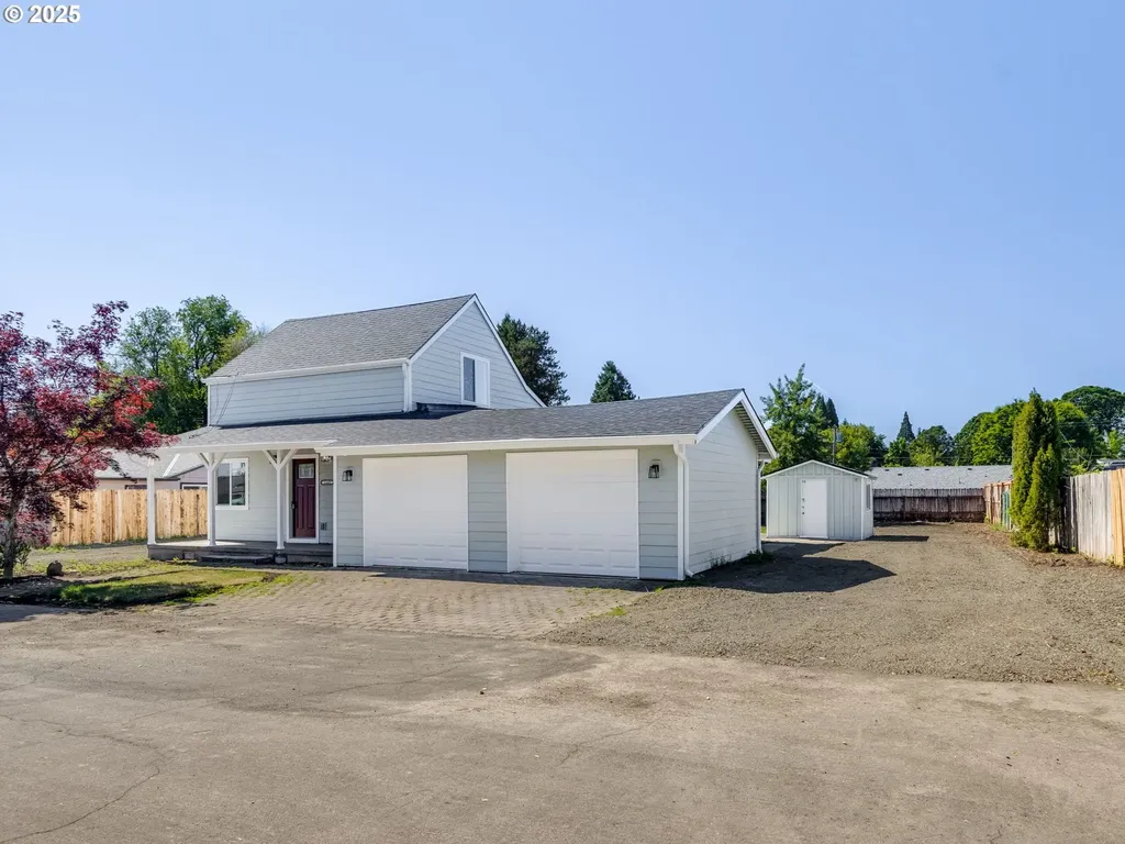 1542 NE 10th Avenue Mcminnville OR 97128