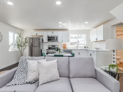 1542 NE 10th Avenue Mcminnville OR 97128