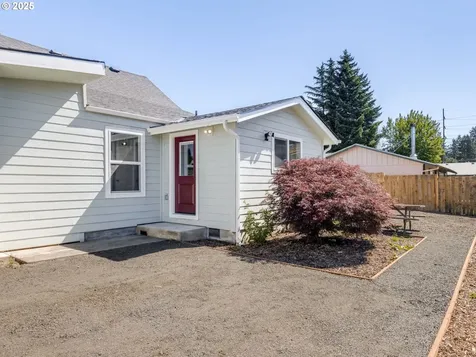 1542 NE 10th Avenue Mcminnville OR 97128