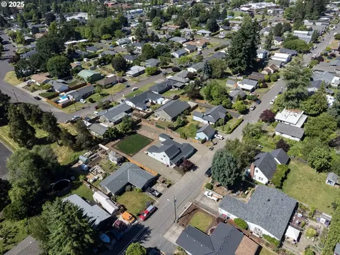 1542 NE 10th Avenue Mcminnville OR 97128