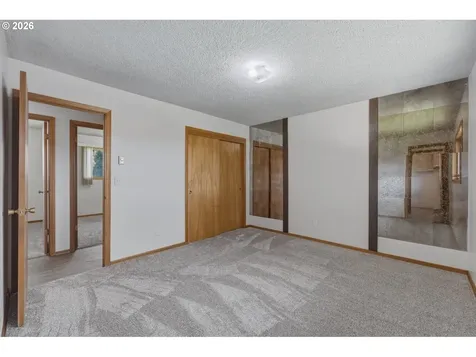 2504 NE 84th Avenue Vancouver WA 98662
