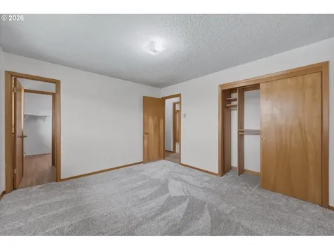 2504 NE 84th Avenue Vancouver WA 98662