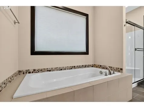 18740 S Upper Highland Road Beavercreek OR 97004