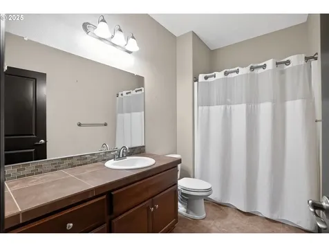 18740 S Upper Highland Road Beavercreek OR 97004