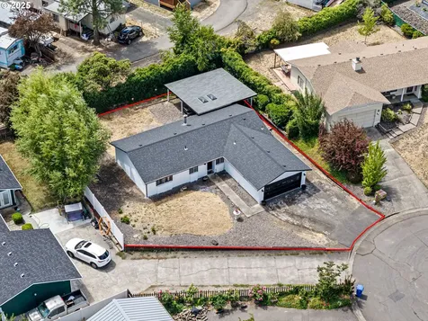 144 Peppertree Court Roseburg OR 97471