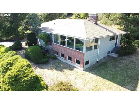 3137 NW 3rd Avenue Camas WA 98607