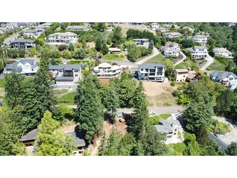 3137 NW 3rd Avenue Camas WA 98607