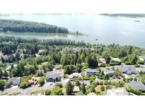 3137 NW 3rd Avenue Camas WA 98607