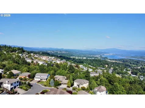 3137 NW 3rd Avenue Camas WA 98607