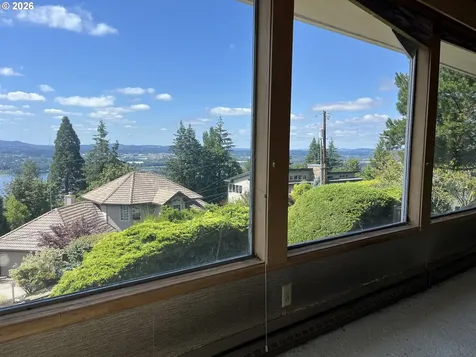 3137 NW 3rd Avenue Camas WA 98607