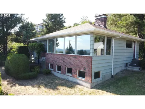 3137 NW 3rd Avenue Camas WA 98607