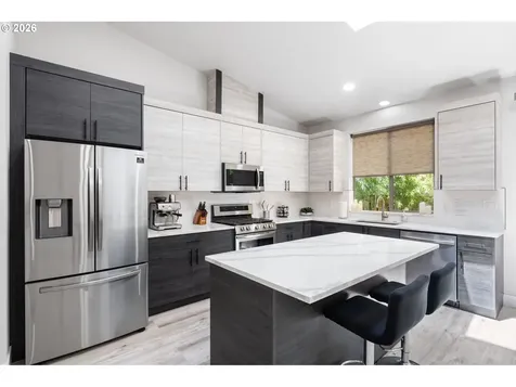 5353 Lakeview Boulevard Lake Oswego OR 97035
