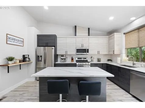5353 Lakeview Boulevard Lake Oswego OR 97035
