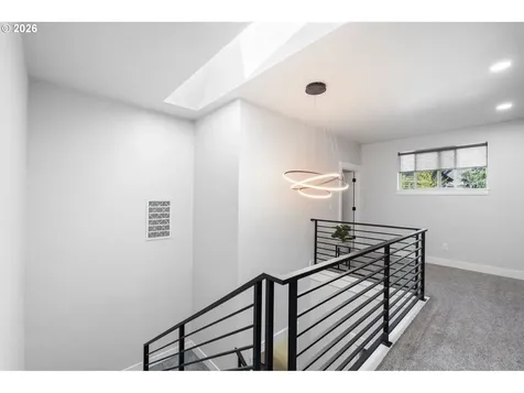 5353 Lakeview Boulevard Lake Oswego OR 97035