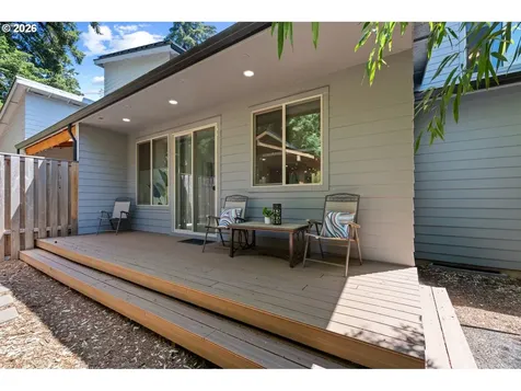 5353 Lakeview Boulevard Lake Oswego OR 97035