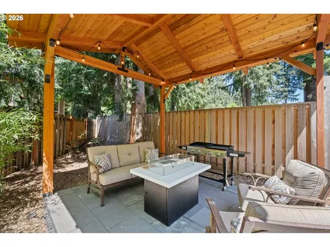 5353 Lakeview Boulevard Lake Oswego OR 97035