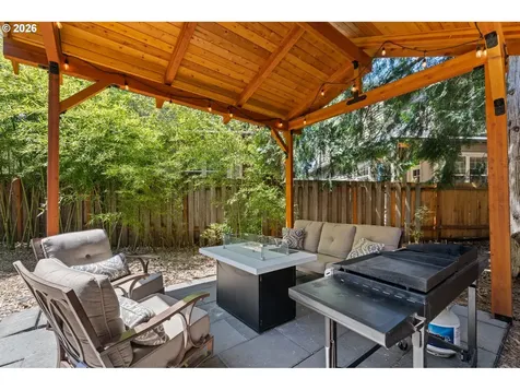 5353 Lakeview Boulevard Lake Oswego OR 97035