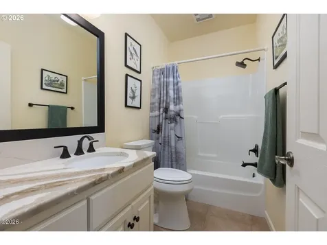 4271 NW Hidden Lake Loop Waldport OR 97394