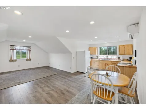 12430 S Oak Grove Road Canby OR 97013