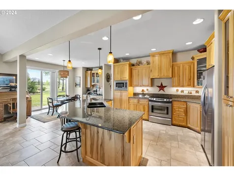 12430 S Oak Grove Road Canby OR 97013