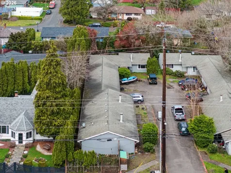 18635 SE Division Street Gresham OR 97030