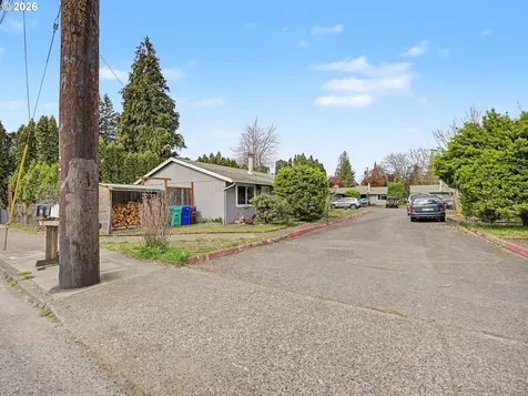 18635 SE Division Street Gresham OR 97030
