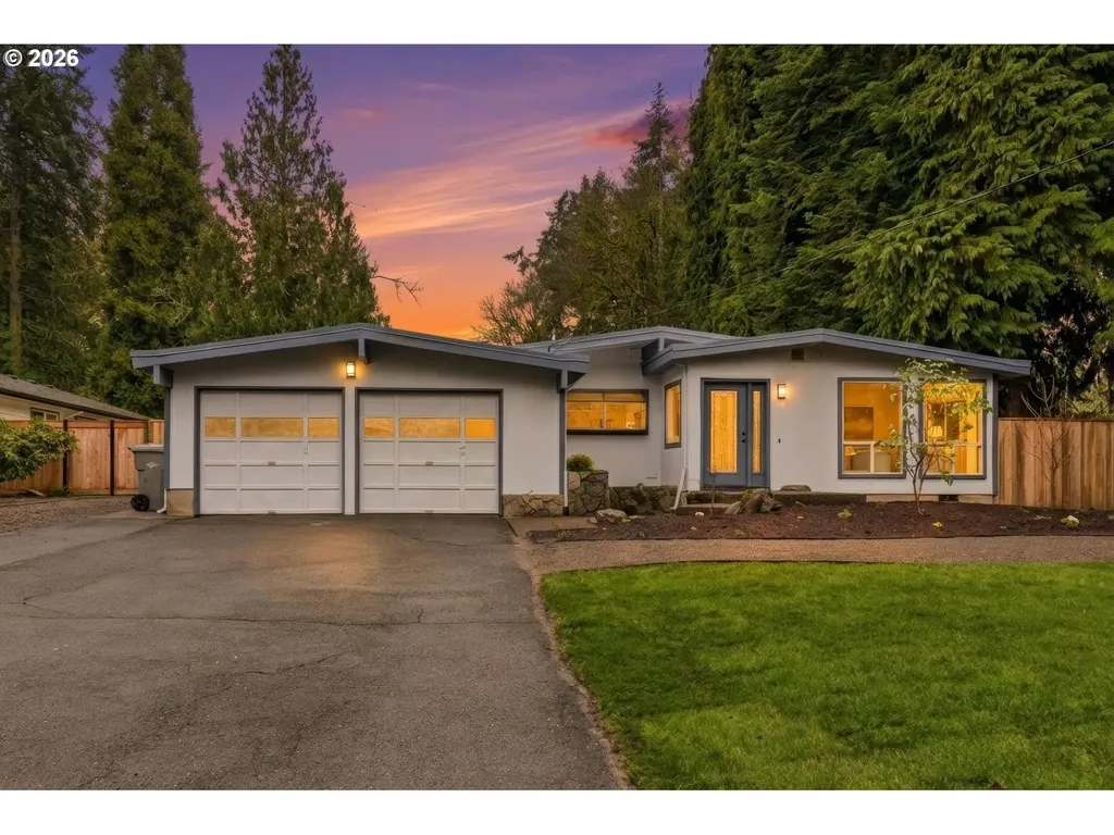 4584 Calaroga Drive West Linn OR 97068