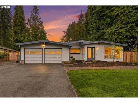 4584 Calaroga Drive West Linn OR 97068