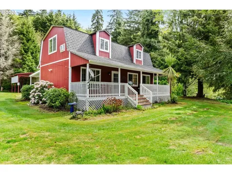 1042 W State Route 4 Cathlamet WA 98612