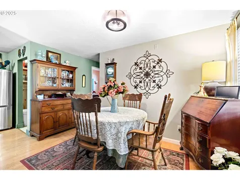 1042 W State Route 4 Cathlamet WA 98612