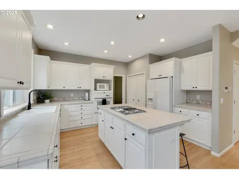 13140 SE Snowfire Drive Happy Valley OR 97086