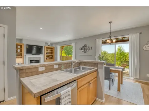 1087 SE Tamora Avenue Hillsboro OR 97123