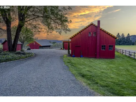 27716 Erickson Road Eugene OR 97402