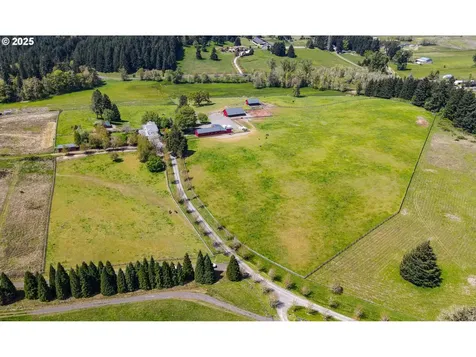 27716 Erickson Road Eugene OR 97402