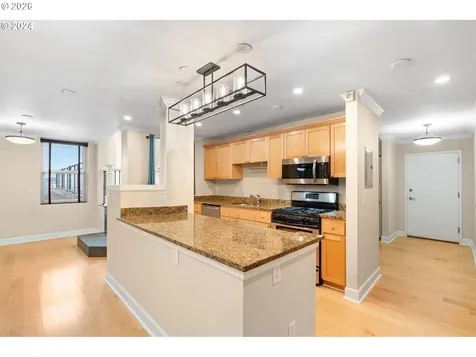 1205 SW Cardinell Drive Portland OR 97201