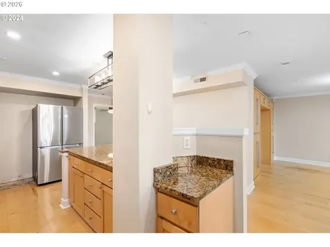 1205 SW Cardinell Drive Portland OR 97201