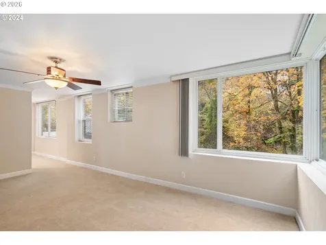1205 SW Cardinell Drive Portland OR 97201