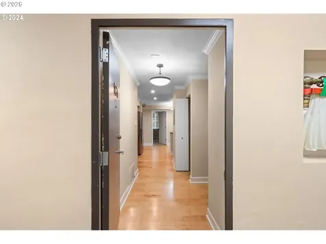 1205 SW Cardinell Drive Portland OR 97201