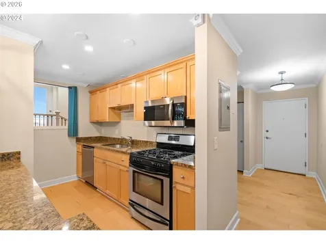 1205 SW Cardinell Drive Portland OR 97201